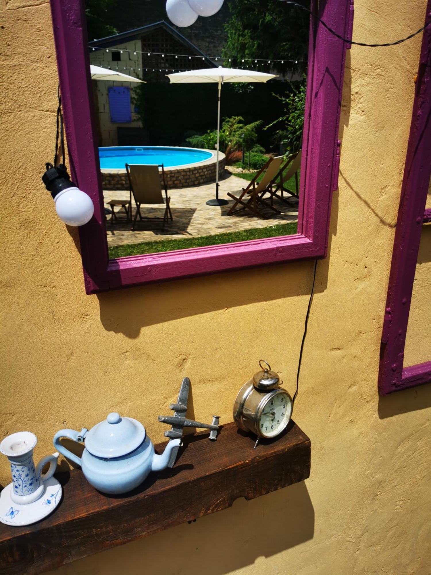 Guest House Relic Sombor Exterior photo