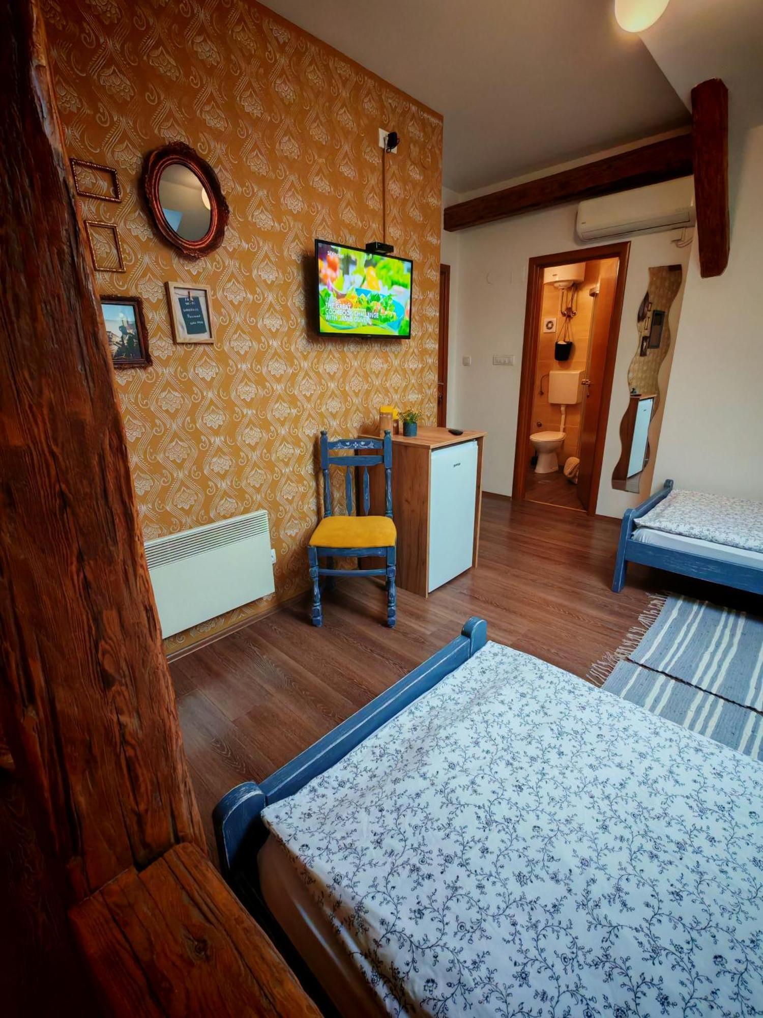 Guest House Relic Sombor Exterior photo