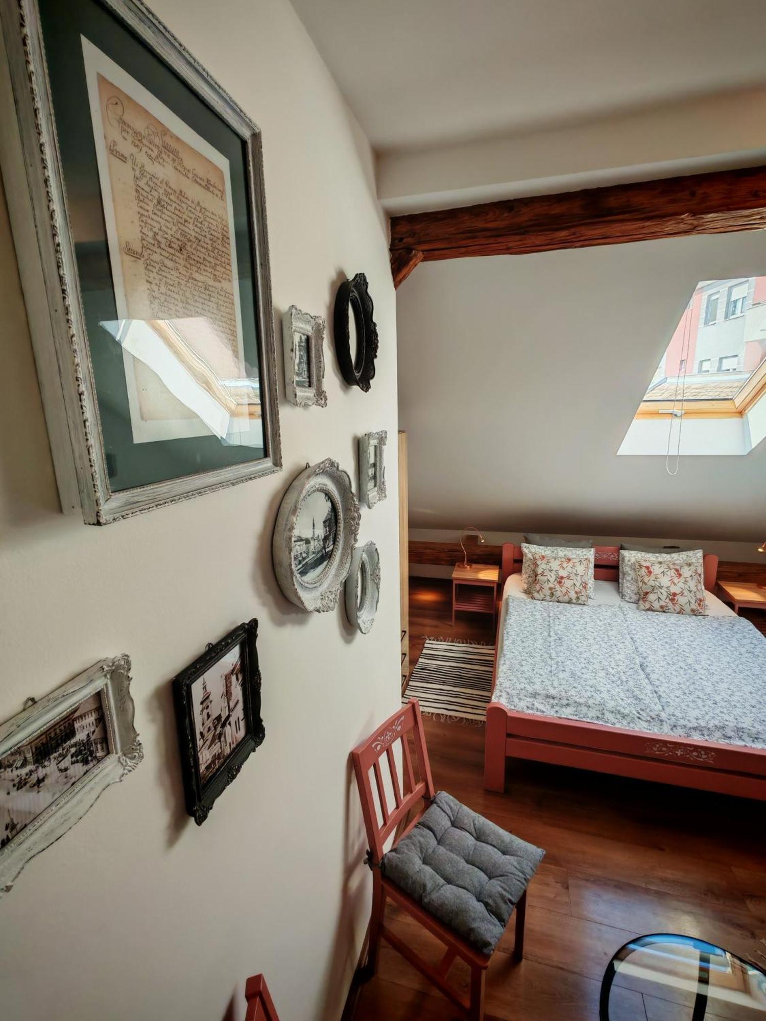 Guest House Relic Sombor Exterior photo